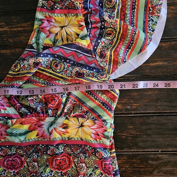 ASOS DESIGN curve flutter sleeve supportive swimsuit in geo-tribal - Picture 7 of 10